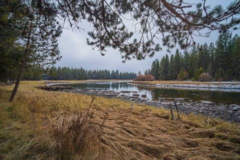 Tiny photo for 17675 Bittern Lane #19, Sunriver, OR 97707 (MLS # 220214069)