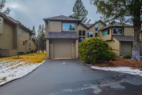 Tiny photo for 17675 Bittern Lane #19, Sunriver, OR 97707 (MLS # 220214069)