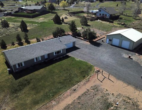 2275 SE Sagebrush Drive Madras OR 97741