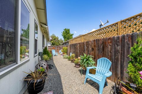 Tiny photo for 1783 SE Brookhurst Way, Grants Pass, OR 97527 (MLS # 220214806)
