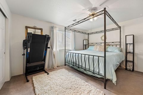 Tiny photo for 1783 SE Brookhurst Way, Grants Pass, OR 97527 (MLS # 220214806)