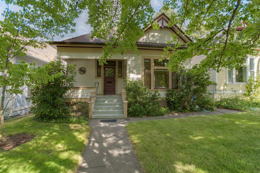 You won't find a more convenient location than this! Situated a very short distance to the best Ashland has to offer, this charming craftsman style home has been lovingly maintained and is ready for the next chapter. There are lots of lovely details throughout and room for your own personal touches as well. Large rooms, tall ceilings. Open and inviting floorplan with great natural light. In addition to the 2 bedroom, 1 bath, 1213 SF house there is a one bedroom, one bath, 520 sq. ft. apartment located over the detached garage. Mature landscaping, charming front porch... and did we mention the location?