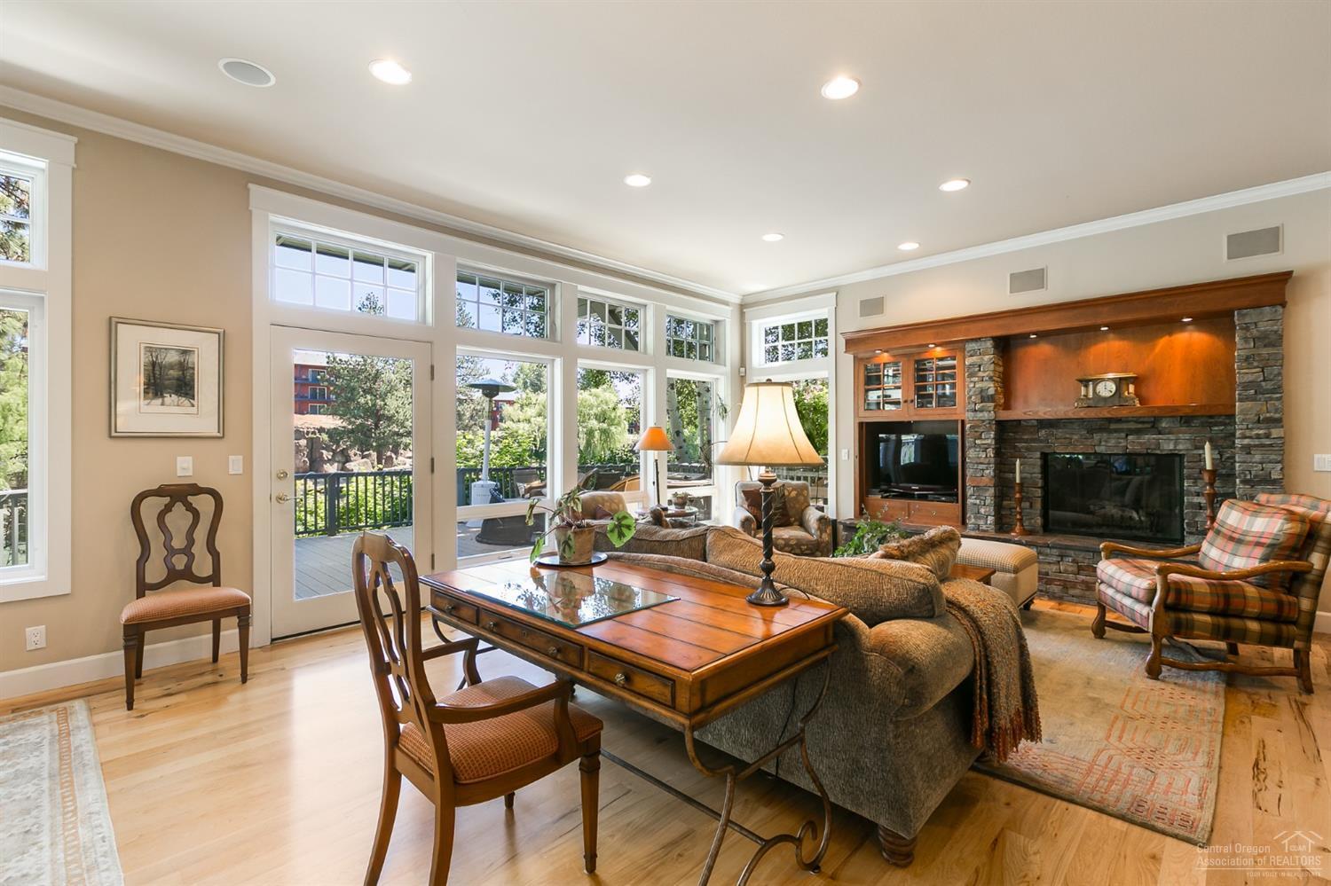 River Terrace - Residential