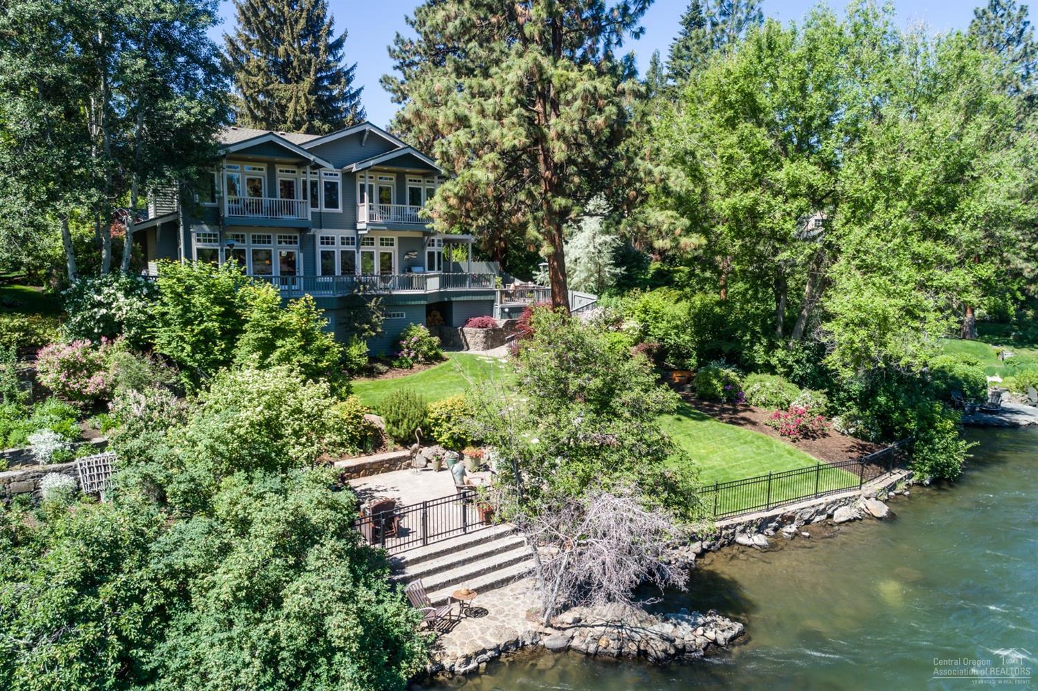 River Terrace - Residential