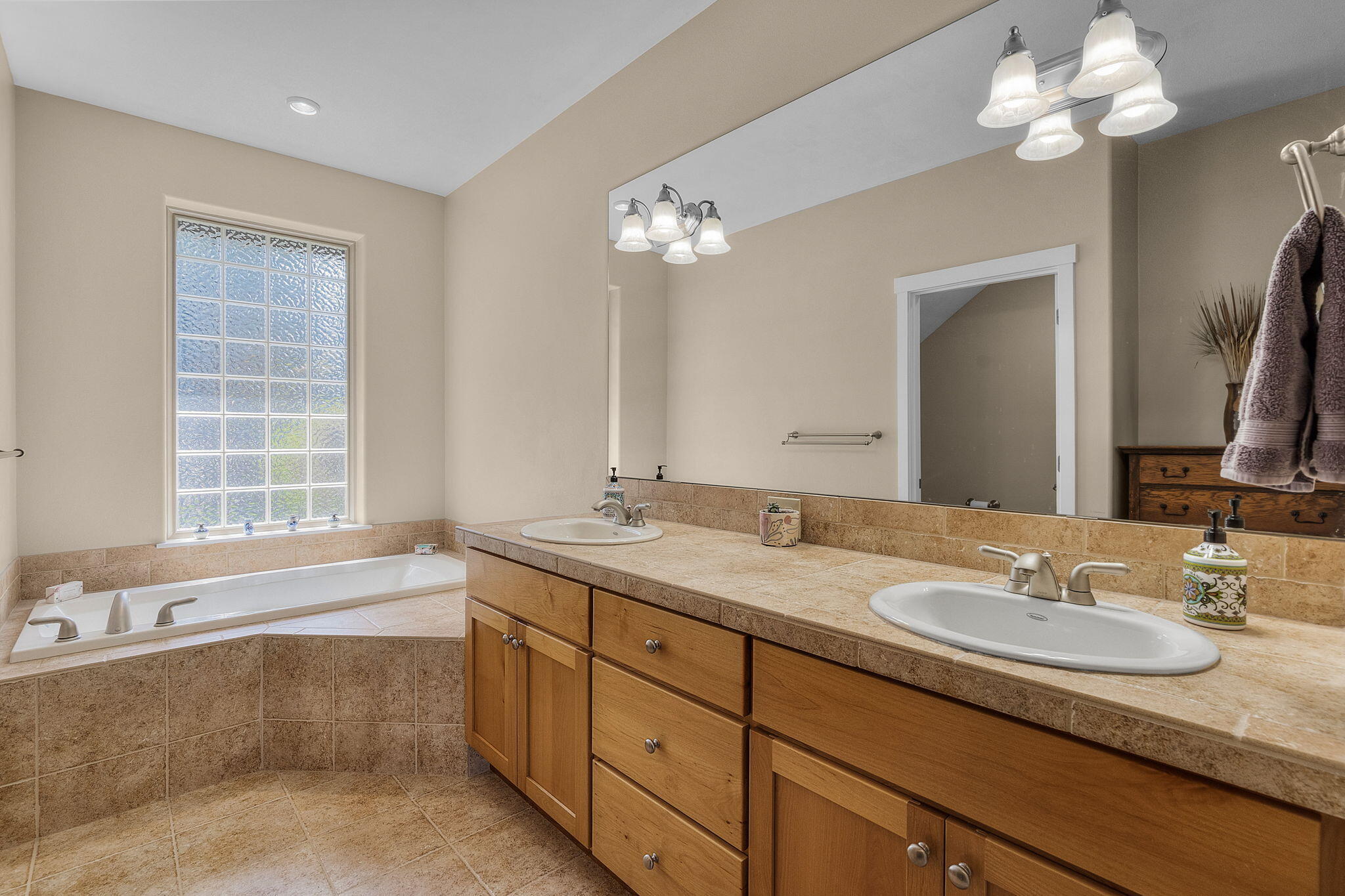 Eagle Crest - Residential