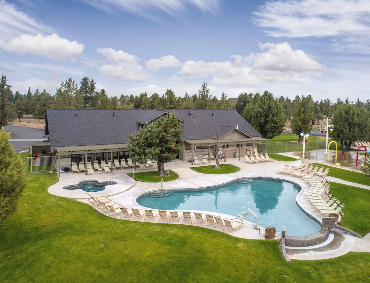 Eagle Crest - Residential