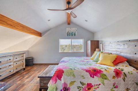 Tiny photo for 5660 SW Impala Lane, Redmond, OR 97756 (MLS # 220220129)