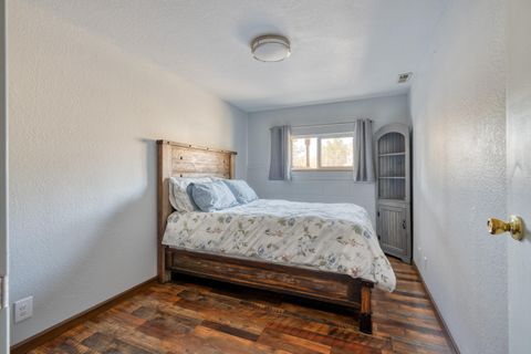 Tiny photo for 5660 SW Impala Lane, Redmond, OR 97756 (MLS # 220220129)