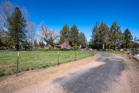 Tiny photo for 5660 SW Impala Lane, Redmond, OR 97756 (MLS # 220220129)