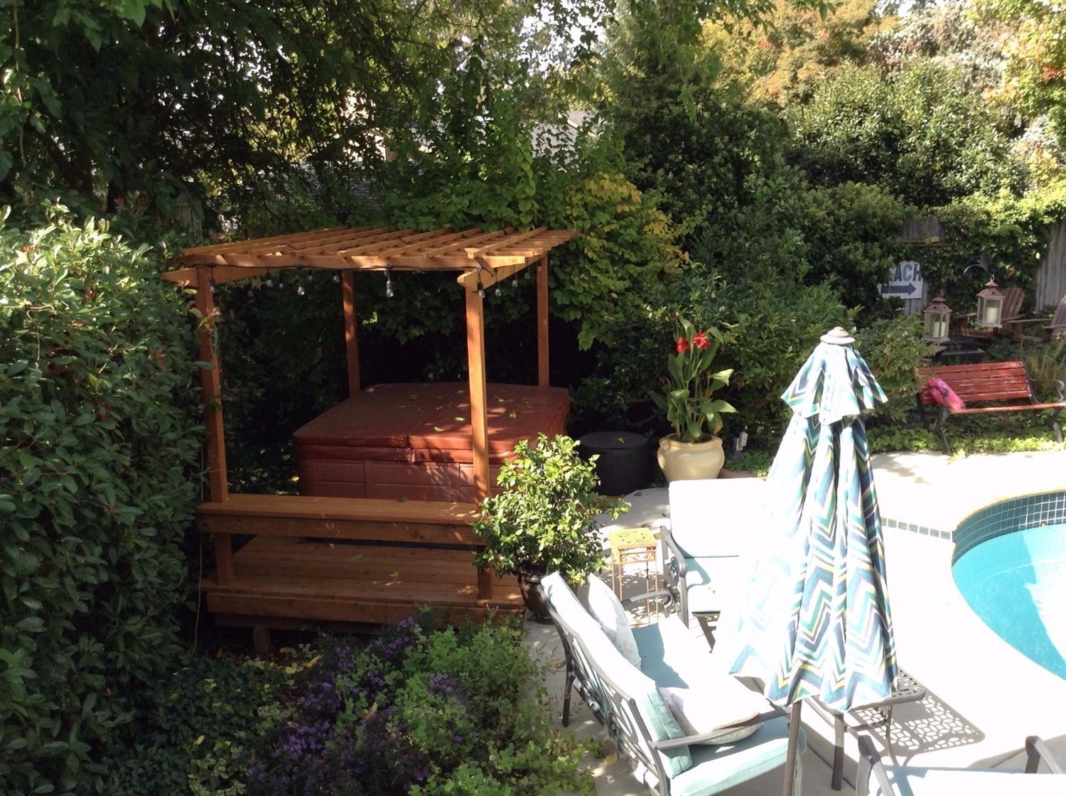 Tropic Isles Estates - Residential