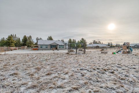 Tiny photo for 53475 Bridge Drive, La Pine, OR 97739 (MLS # 220213507)