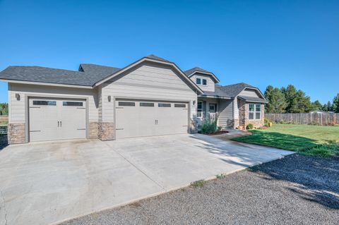 Tiny photo for 53475 Bridge Drive, La Pine, OR 97739 (MLS # 220213507)