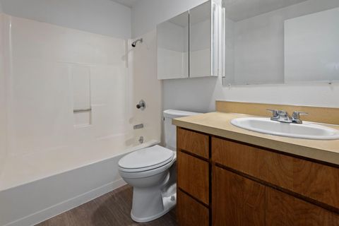 Tiny photo for 69485 Lasso, Sisters, OR 97759 (MLS # 220219290)