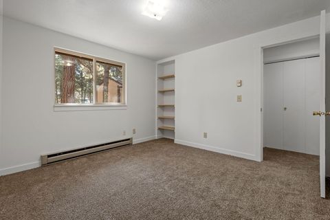 Tiny photo for 69485 Lasso, Sisters, OR 97759 (MLS # 220219290)