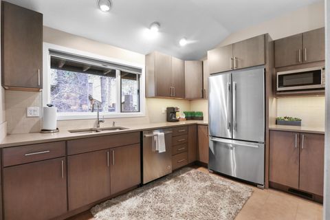 57273 Mashie Lane 64 Sunriver OR 97707