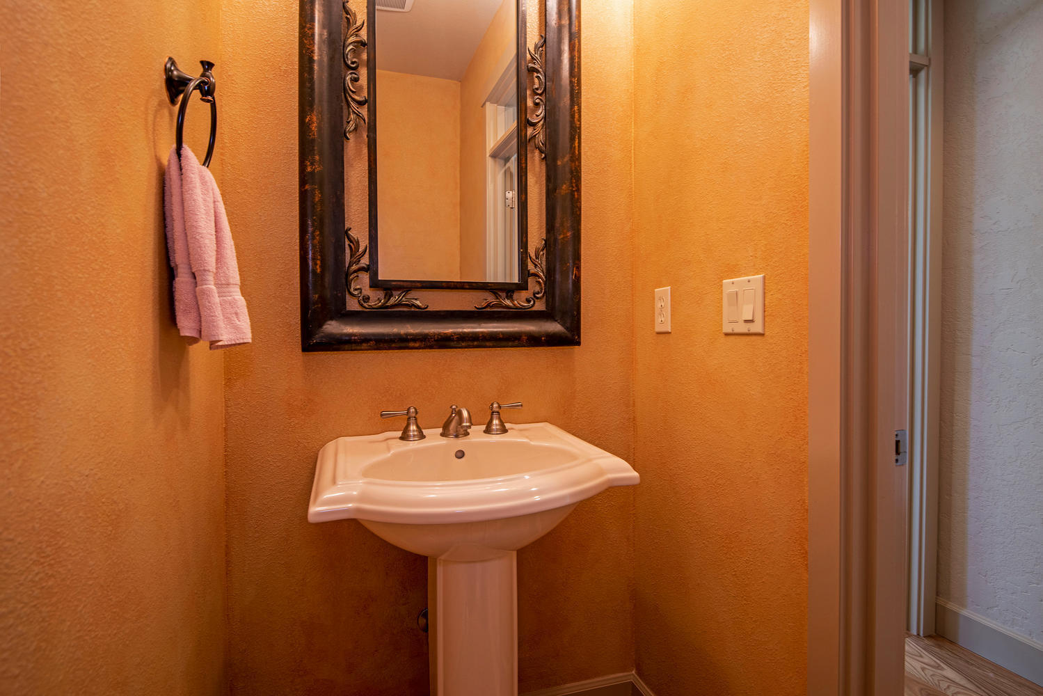 Eagle Crest - Residential