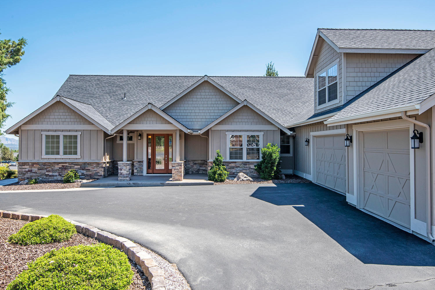 Eagle Crest - Residential