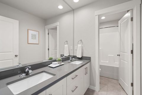 Tiny photo for 145 Valemont Drive #38, Eagle Point, OR 97524 (MLS # 220215398)