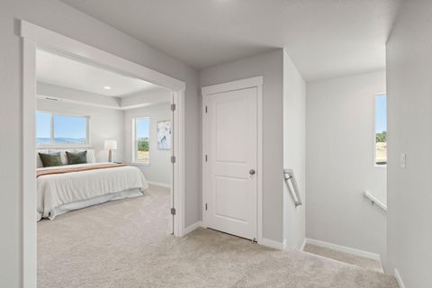 Tiny photo for 145 Valemont Drive #38, Eagle Point, OR 97524 (MLS # 220215398)