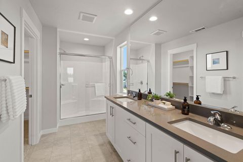 Tiny photo for 145 Valemont Drive #38, Eagle Point, OR 97524 (MLS # 220215398)