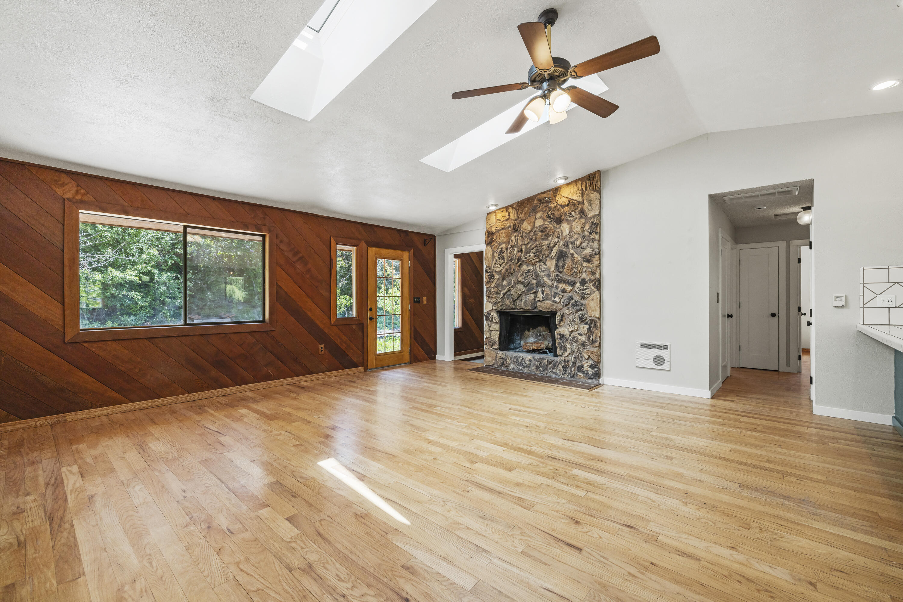 Lynnewood - Residential