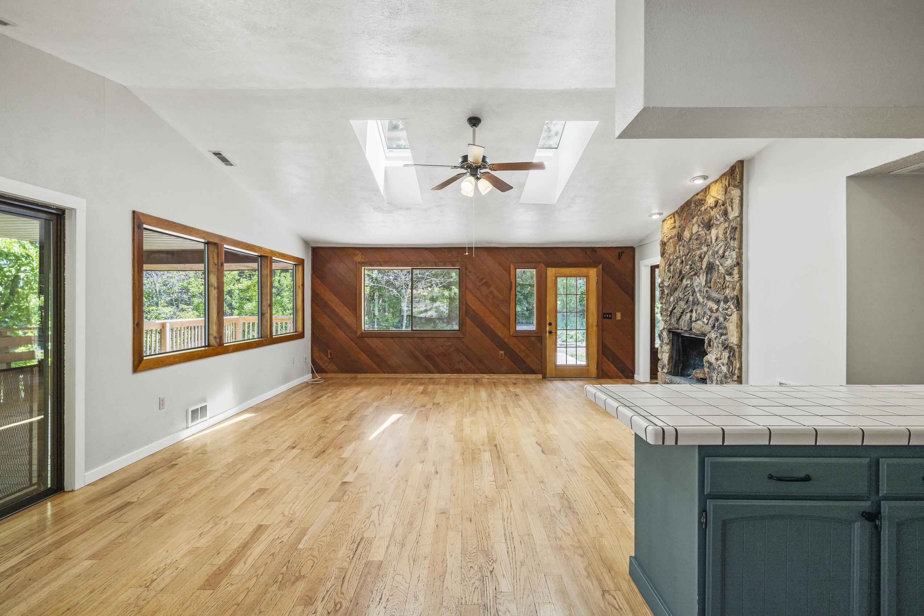 Lynnewood - Residential