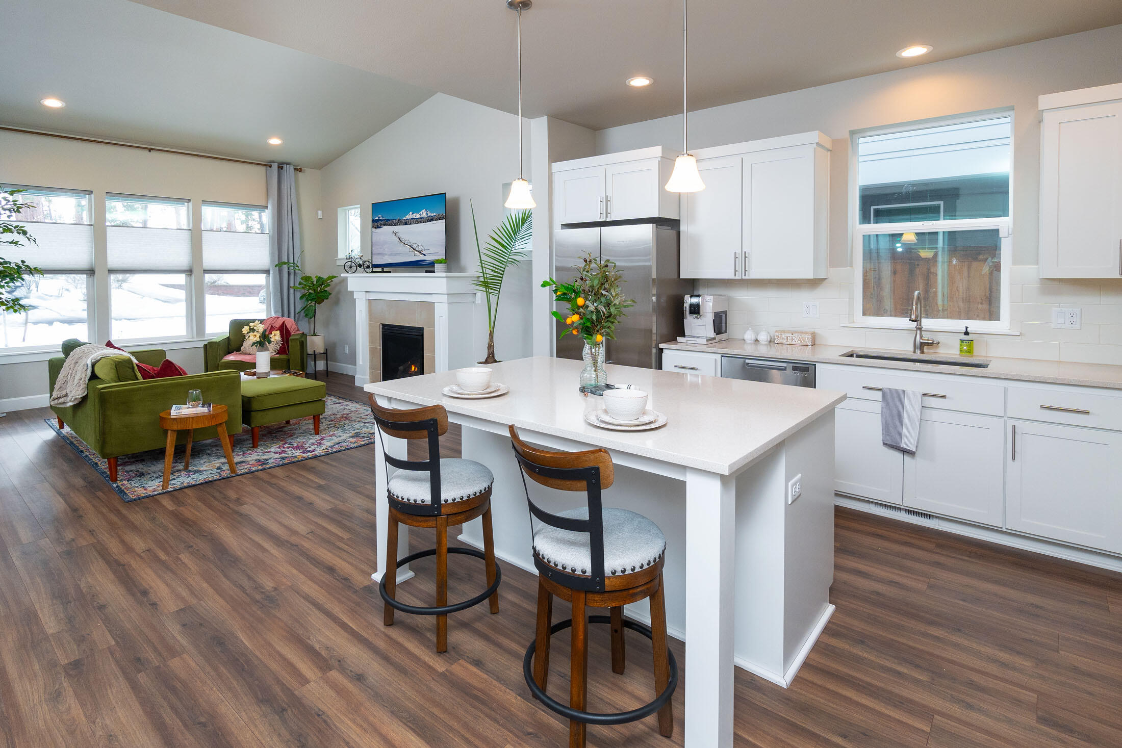 SaddleStone - Residential