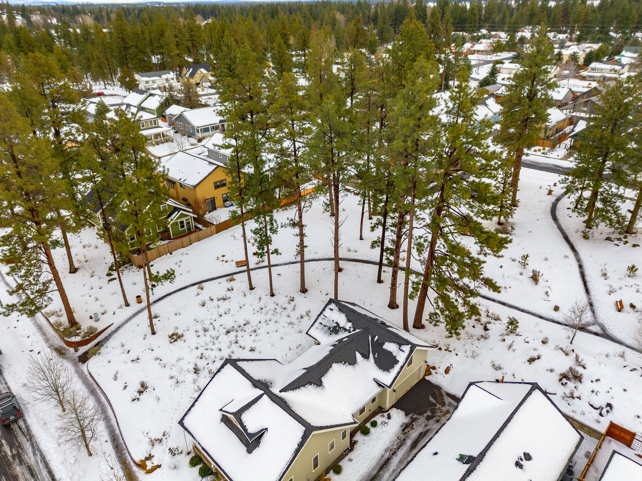 SaddleStone - Residential