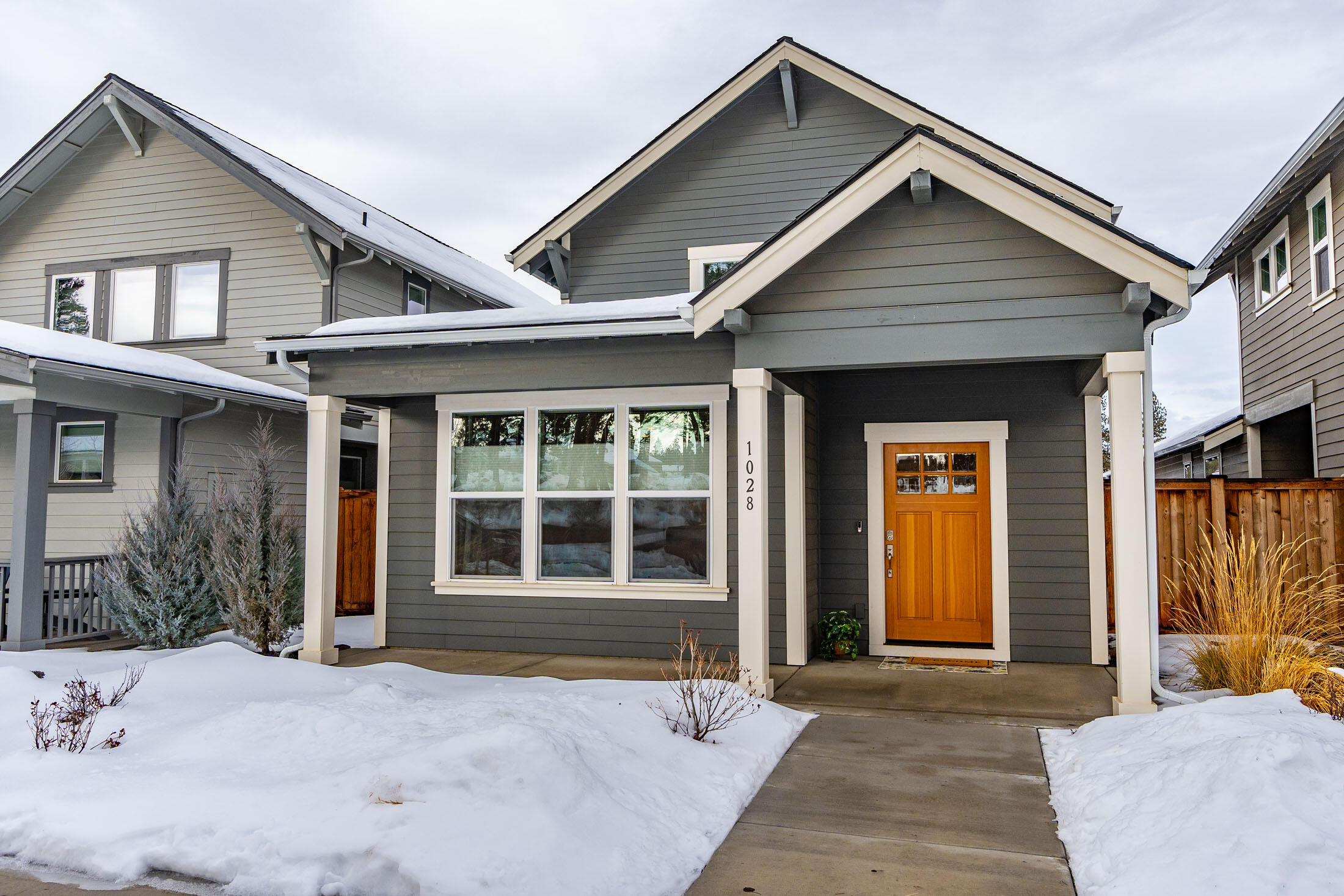 SaddleStone - Residential