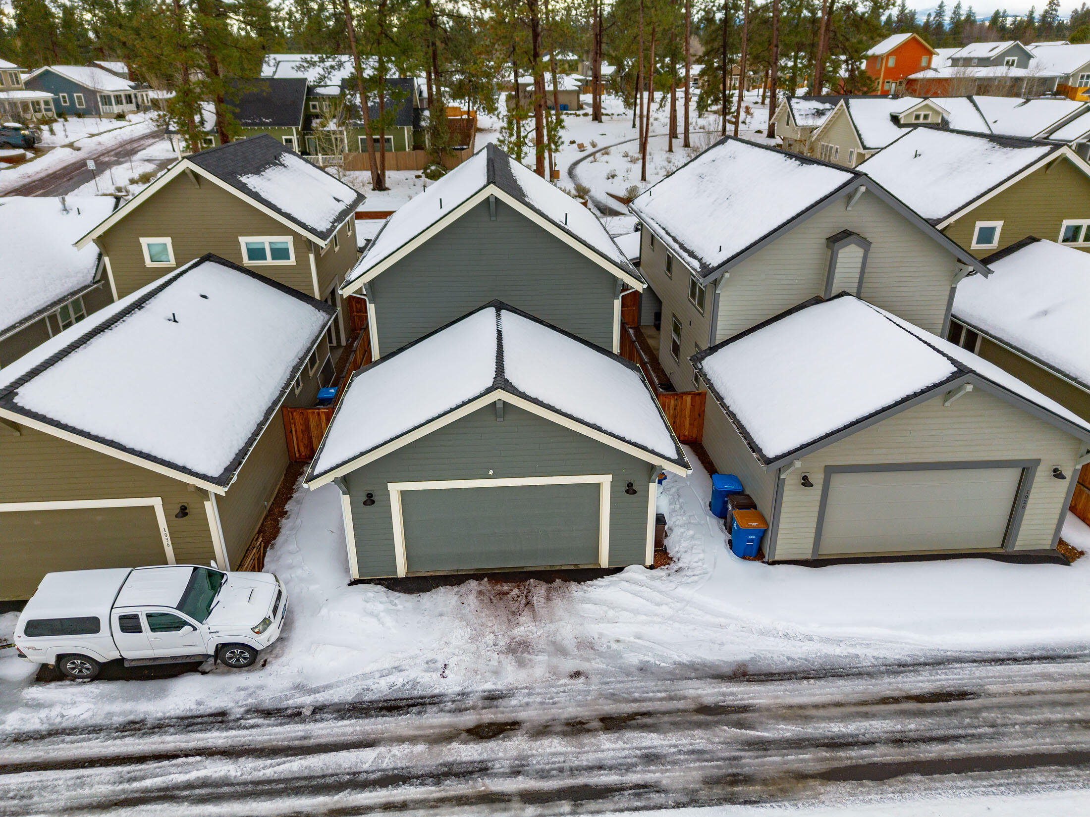 SaddleStone - Residential