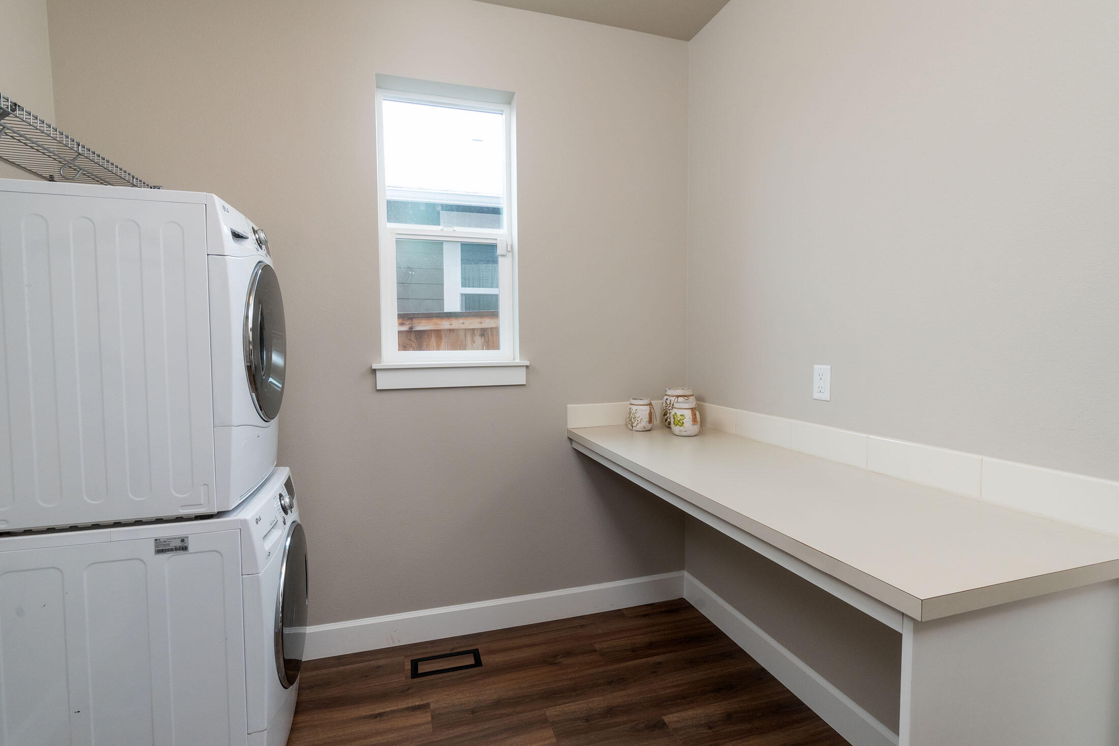 SaddleStone - Residential