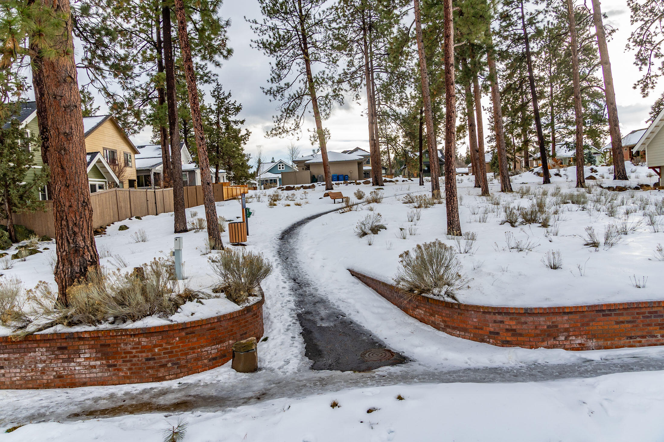 SaddleStone - Residential