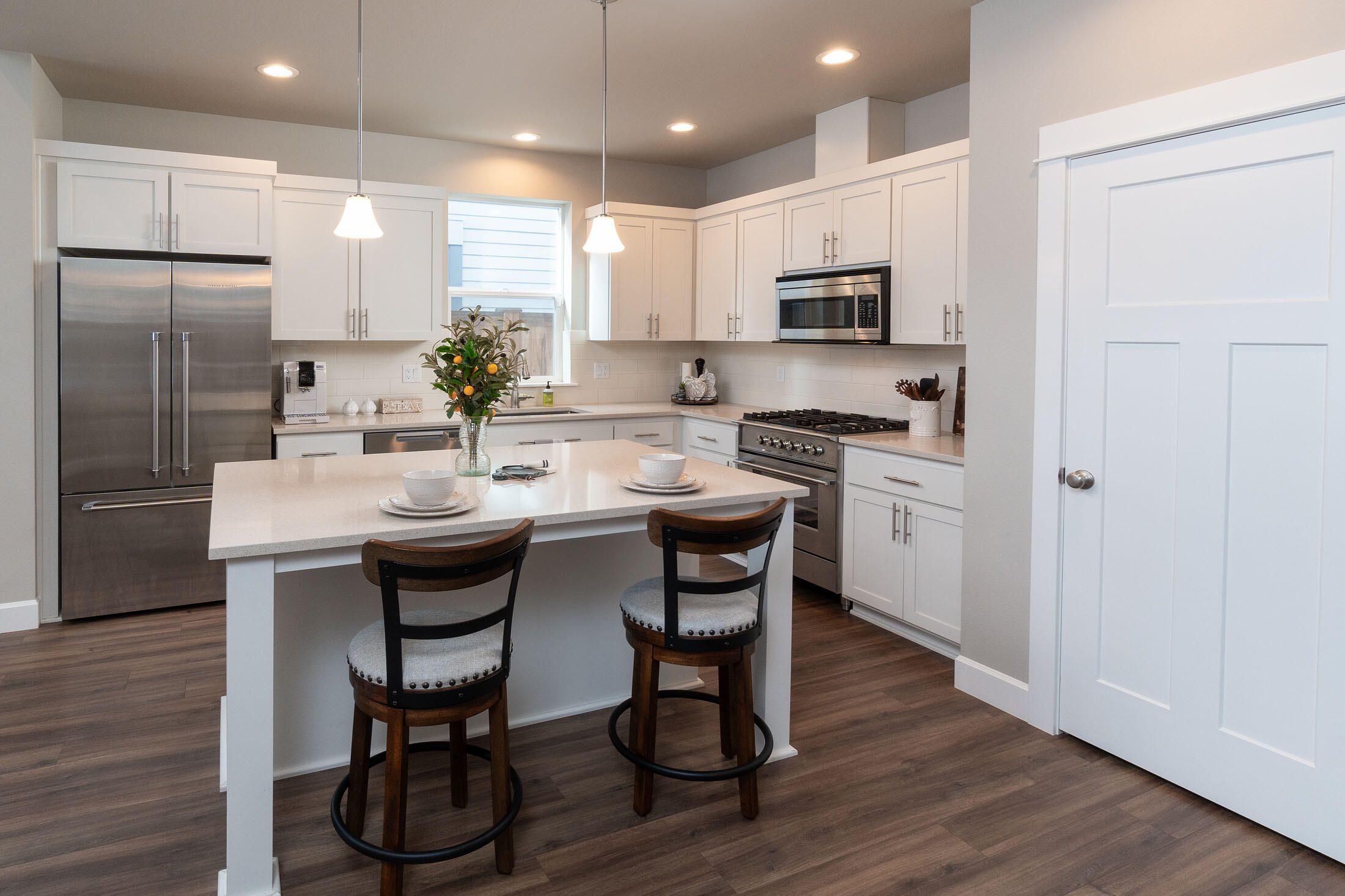 SaddleStone - Residential