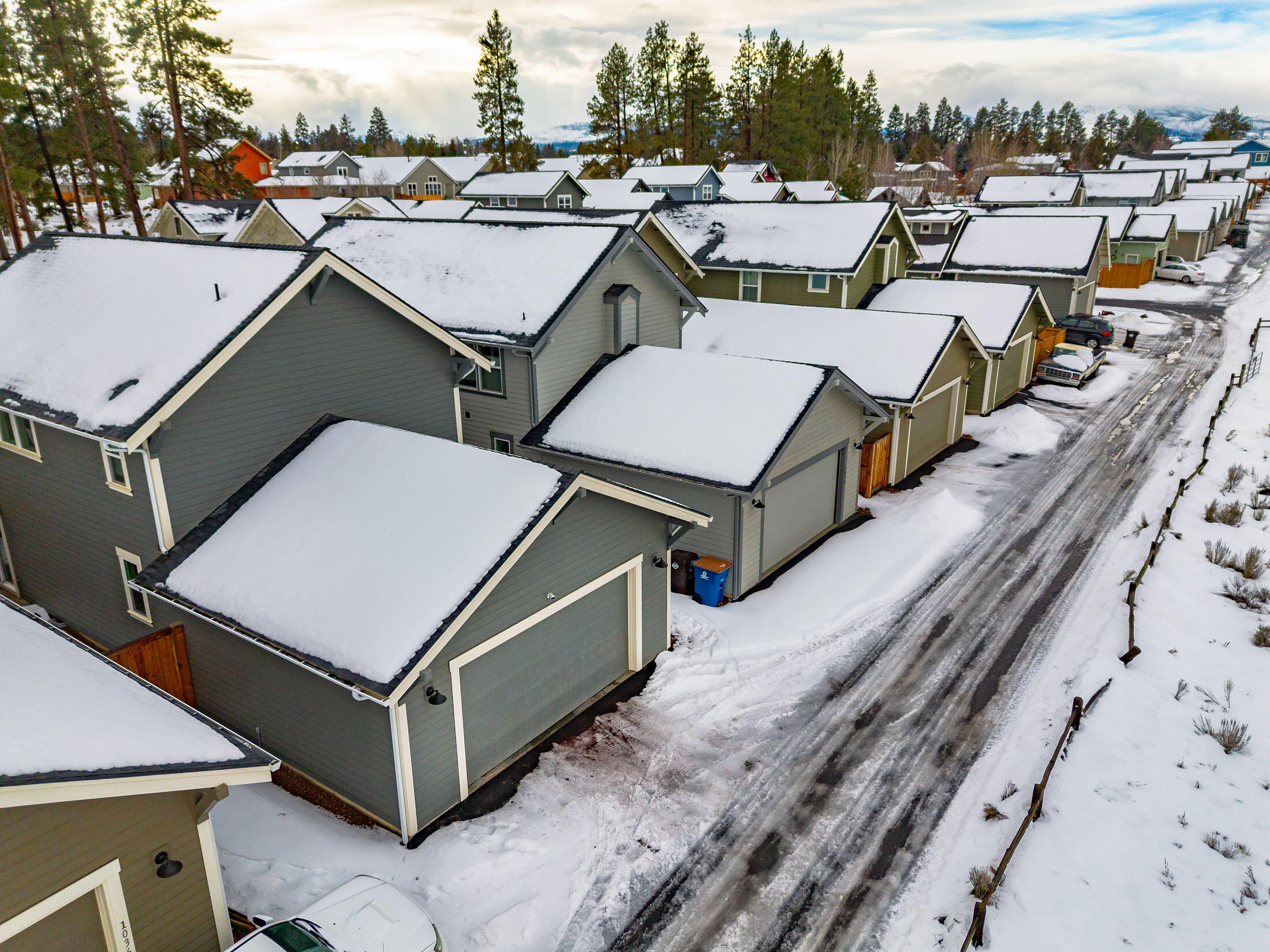 SaddleStone - Residential