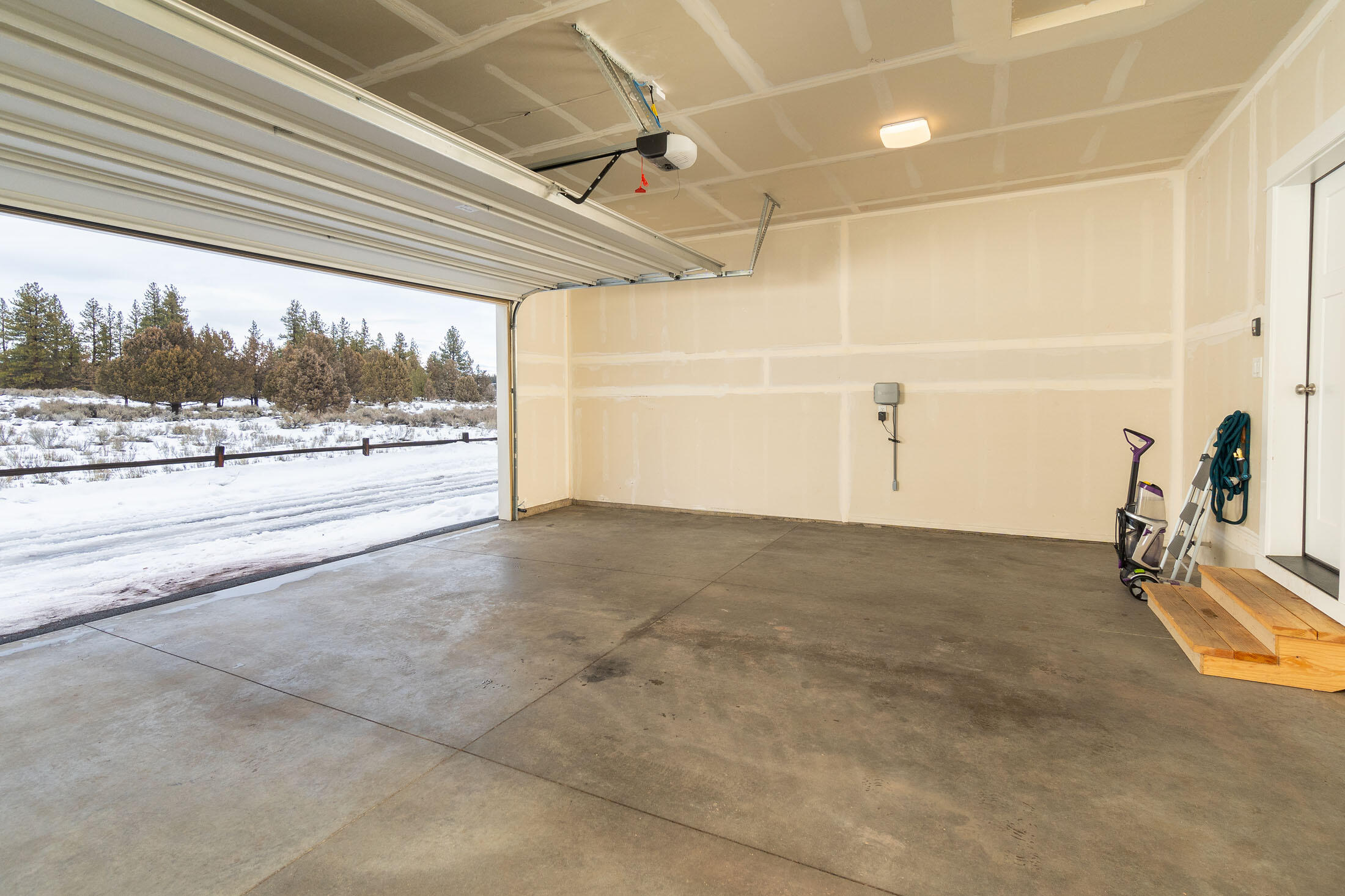 SaddleStone - Residential