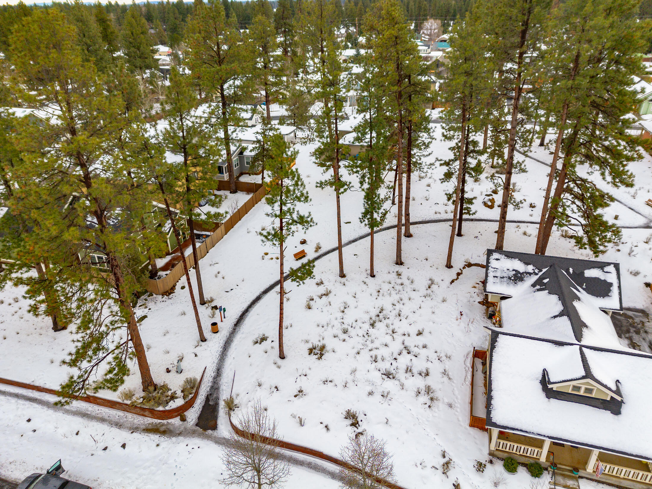 SaddleStone - Residential