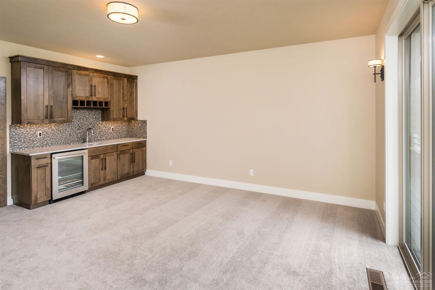 Broken Top - Residential