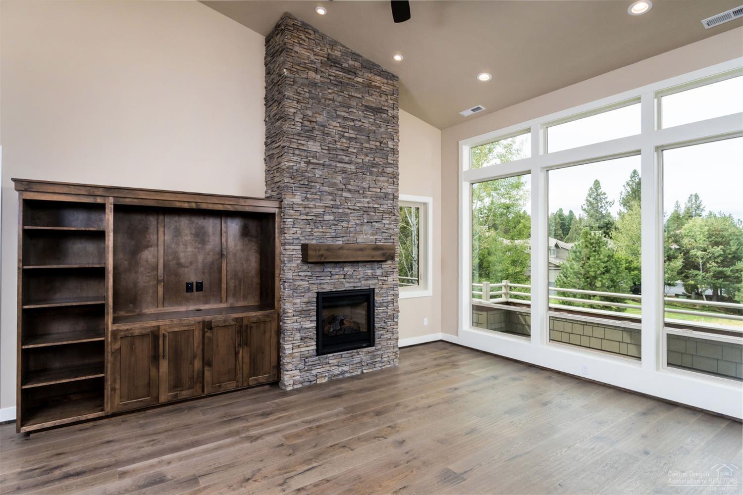 Broken Top - Residential