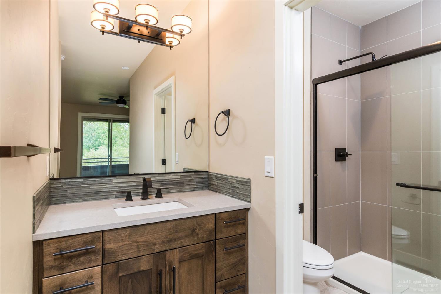 Broken Top - Residential