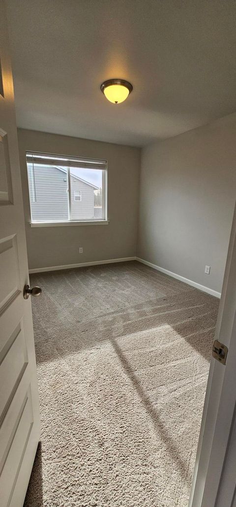 Tiny photo for 51791 Fordham Drive, La Pine, OR 97739 (MLS # 220211244)