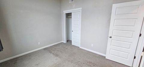 Tiny photo for 51791 Fordham Drive, La Pine, OR 97739 (MLS # 220211244)