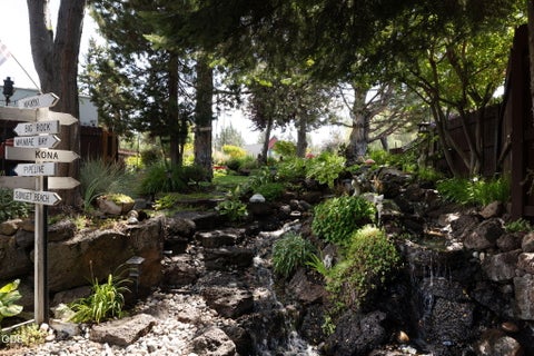 Tiny photo for 2462 NE Lynda Lane, Bend, OR 97701 (MLS # 220227494)