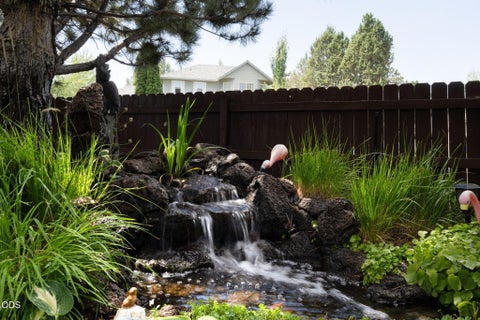 Tiny photo for 2462 NE Lynda Lane, Bend, OR 97701 (MLS # 220227494)
