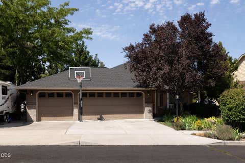 Tiny photo for 2462 NE Lynda Lane, Bend, OR 97701 (MLS # 220227494)