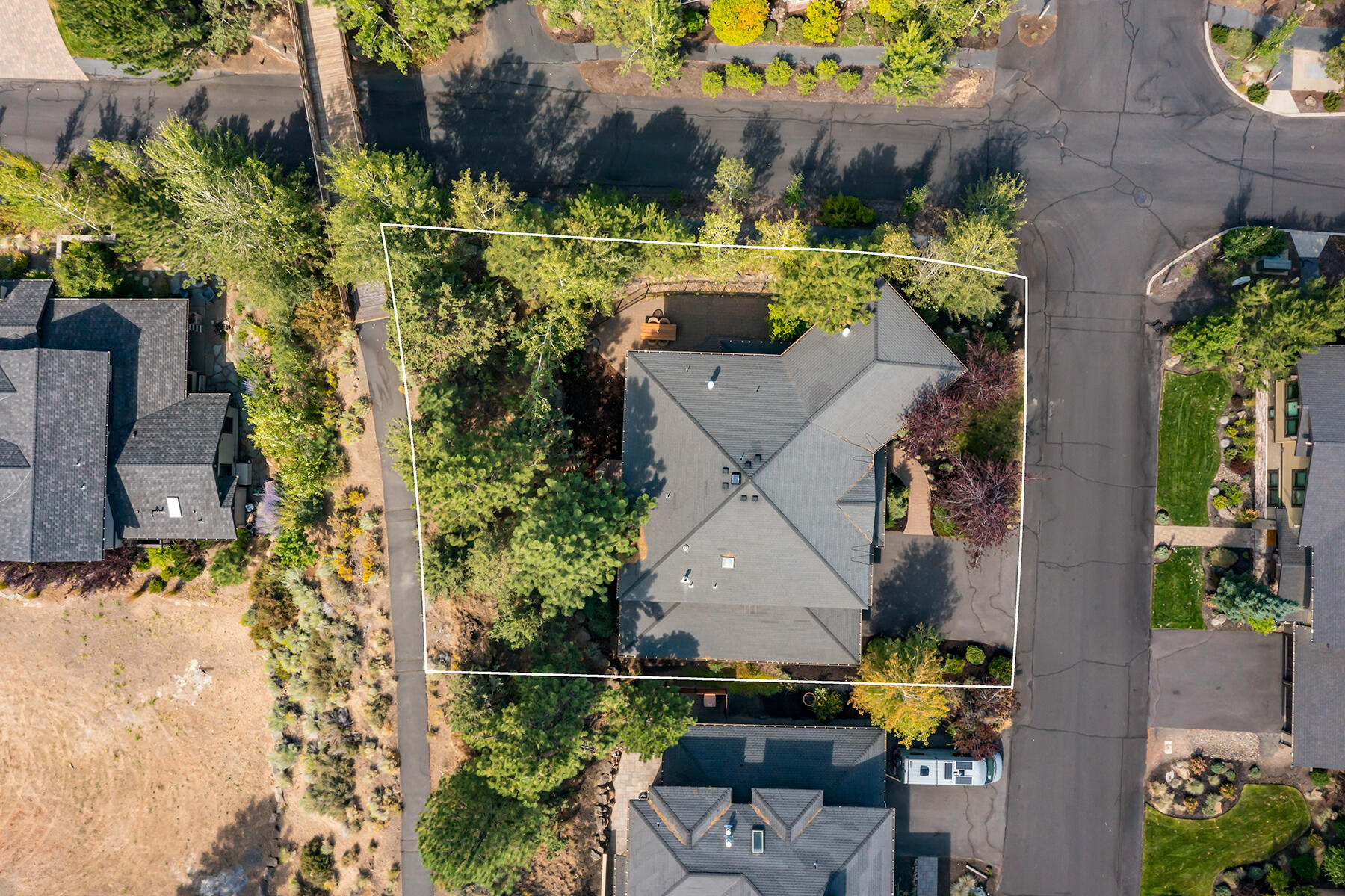 Three Pines - Residential