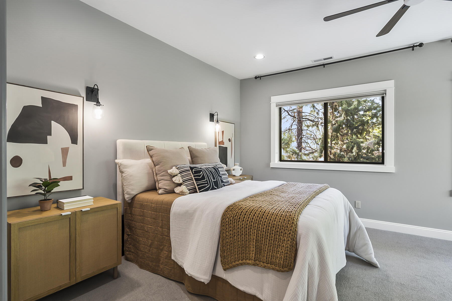 Three Pines - Residential