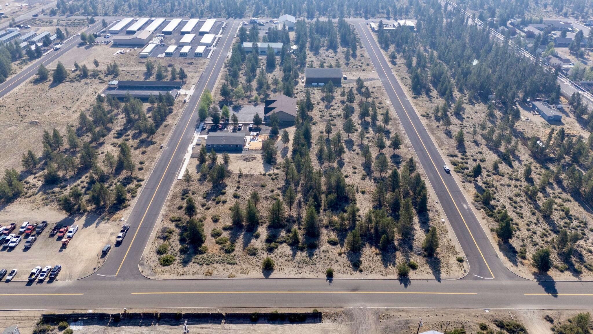 Newberry_Business_Pk - Commercial Sale