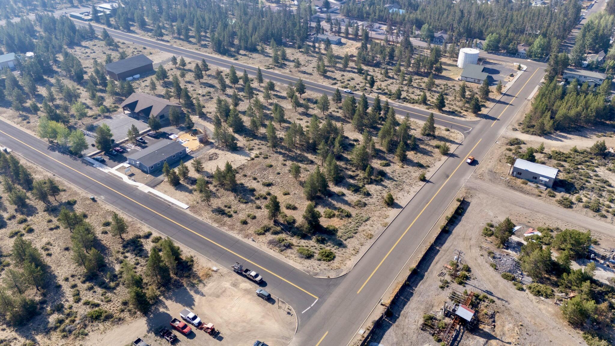 Newberry_Business_Pk - Commercial Sale