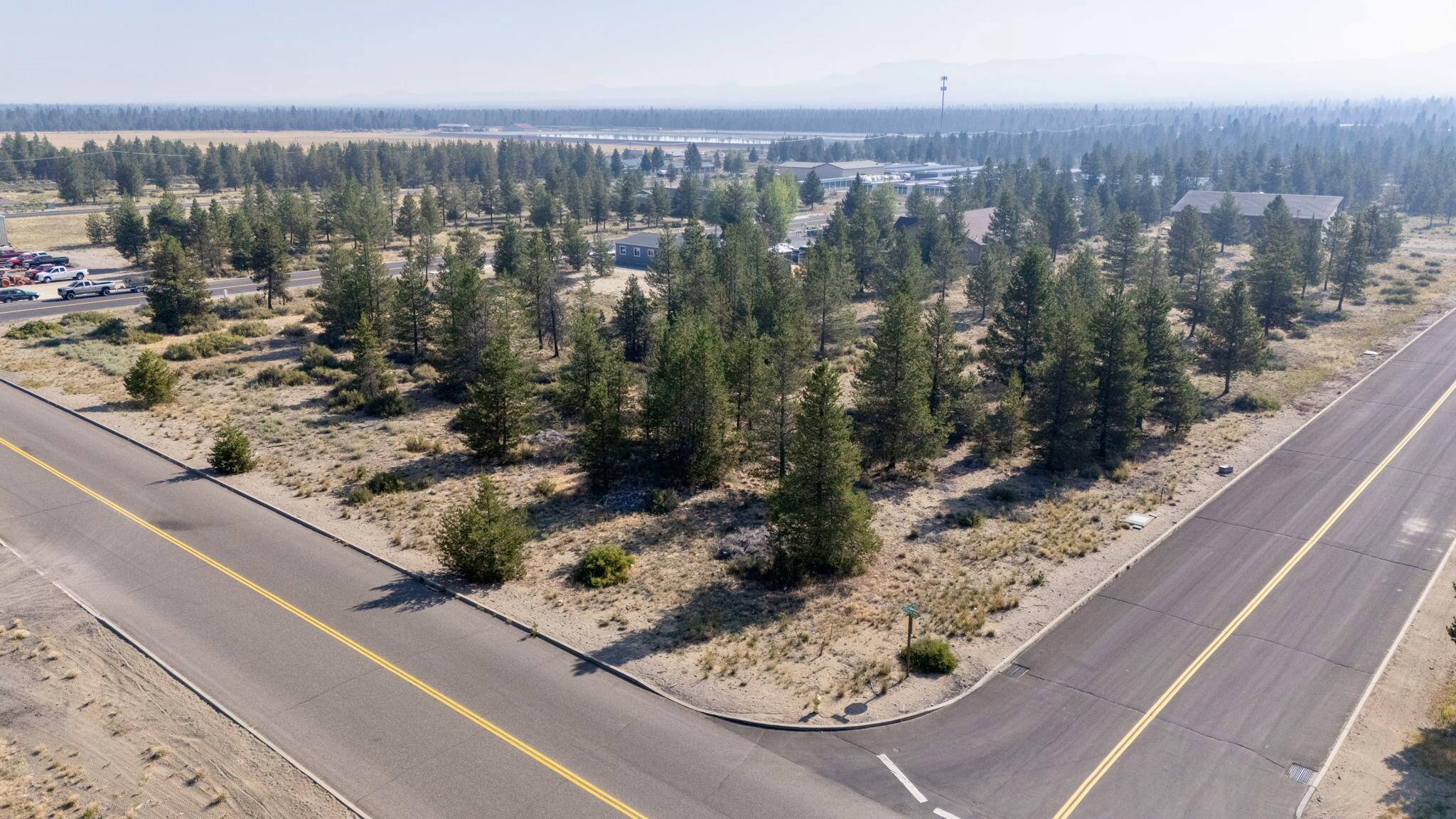 Newberry_Business_Pk - Commercial Sale