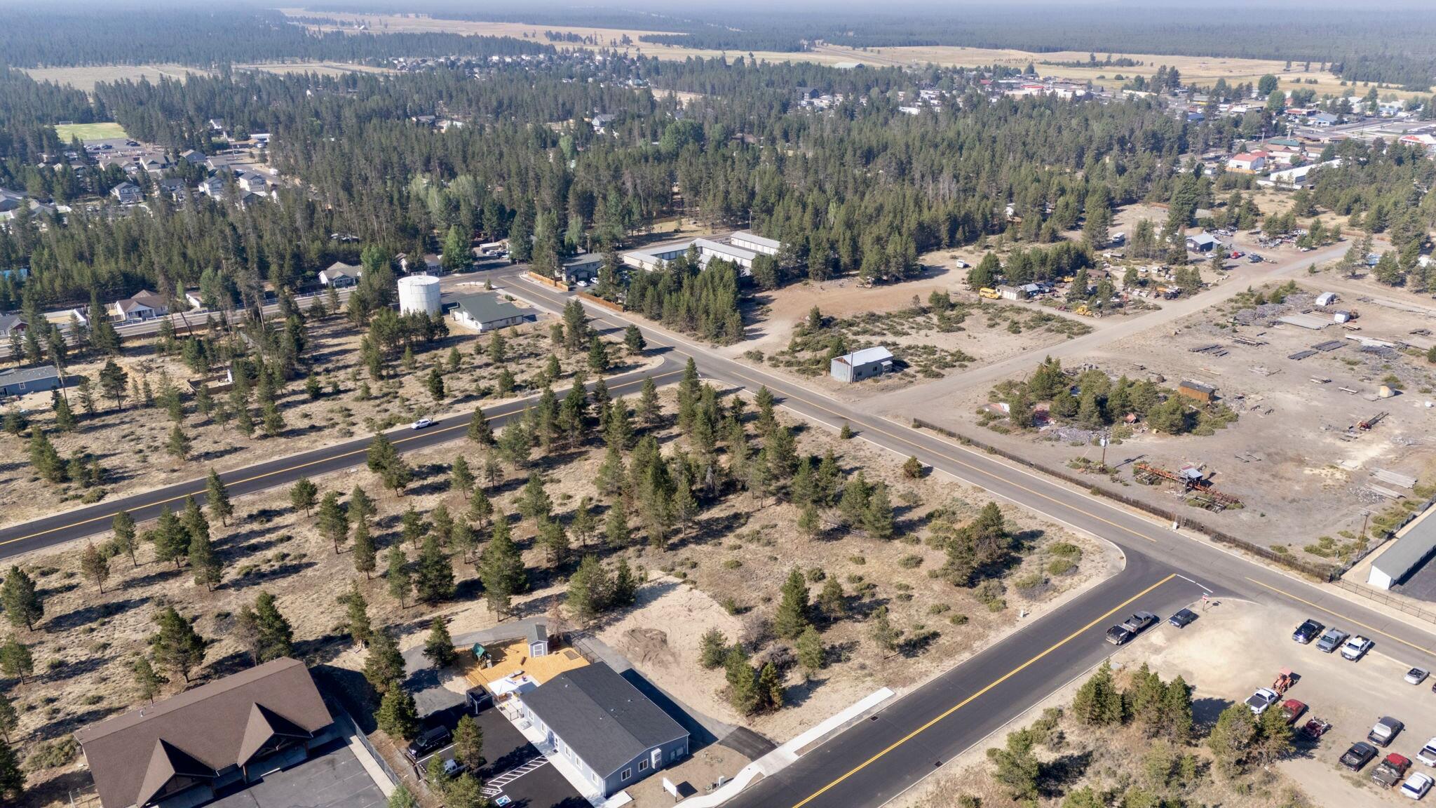 Newberry_Business_Pk - Commercial Sale